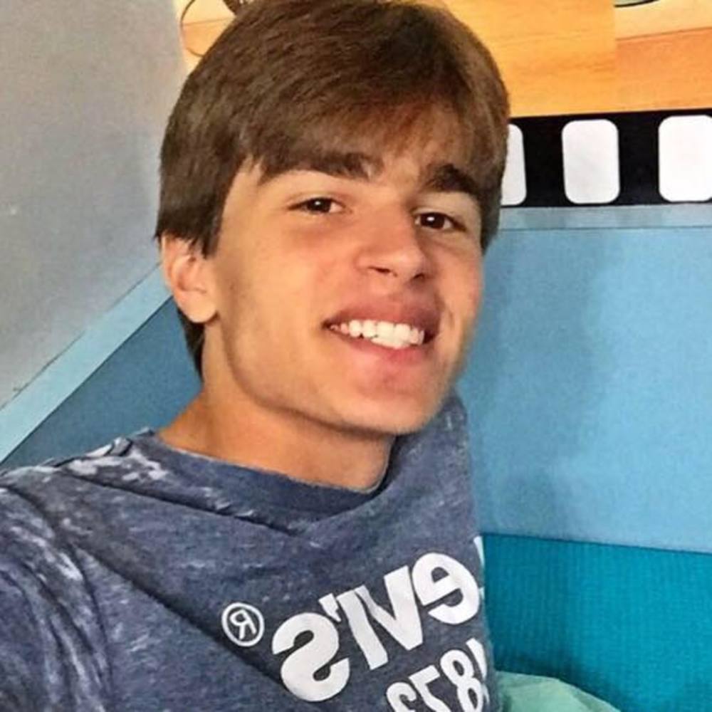 Meet your Posher, Lucas